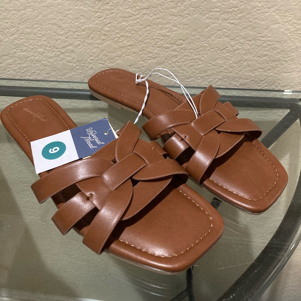Universal thread Brown memory foam Slide Sandals